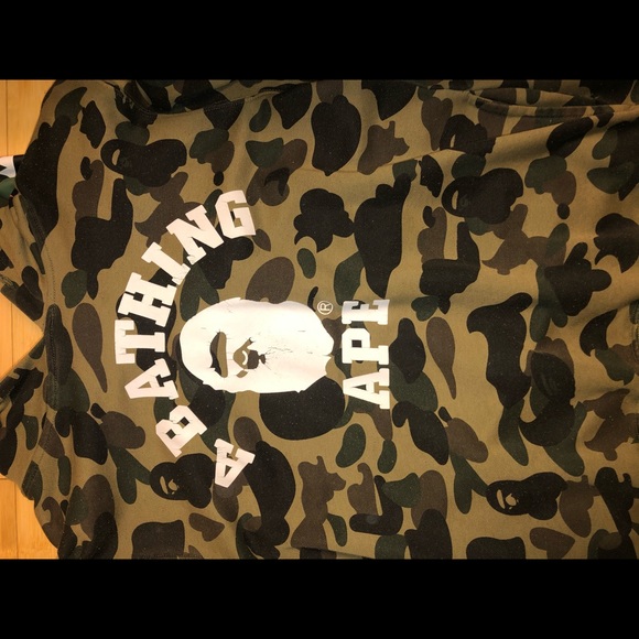 Green bape pullover!